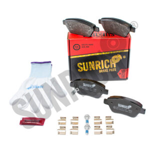 KLOCKI HAMULCOWE SUNRICH PRZÓD SR0334.02-1700