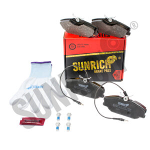 KLOCKI HAMULCOWE SUNRICH PRZÓD SR0804.01-2016